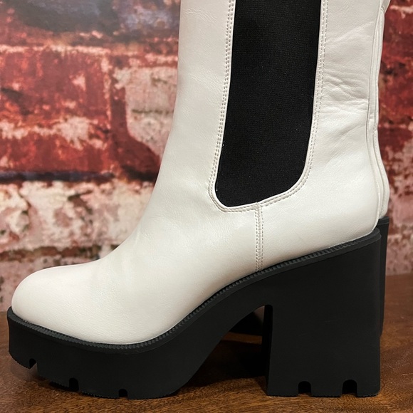 NEW MADDEN GIRL WHITE CHELSEA BOOTS - Picture 7 of 10